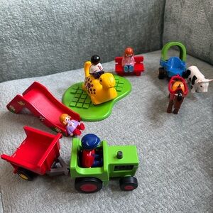 Playmobil 123 Colorful Farm and playground Playset for Kids